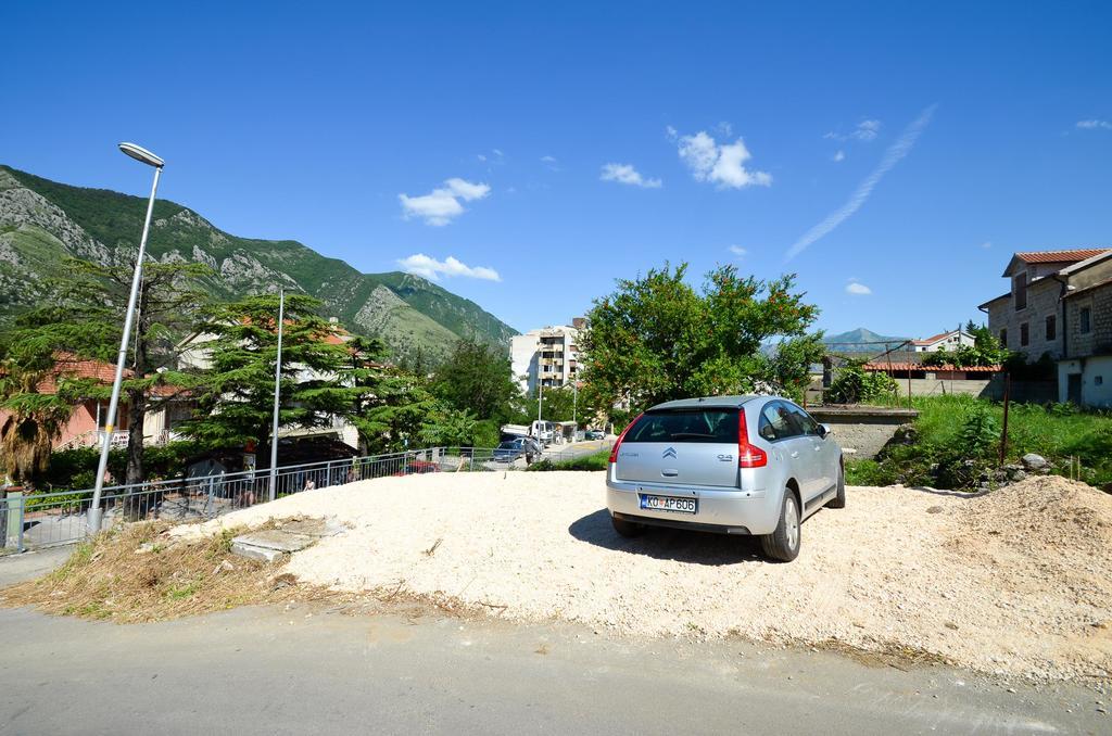 Apartments Ceklin Kotor Exterior photo